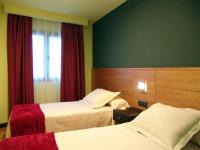 Tweepersoonskamer met 2 Aparte Bedden
