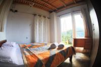 Queen Room with Garden View