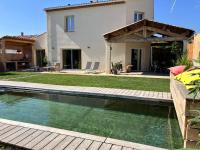 Moderne Confort Familial Piscine naturelle 11mx3m - Ferienwohnung