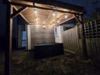 3 Bed House Etihad Stadium, COOP LIVE Private Parking With Optional HOT TUB - B&B Manchester
