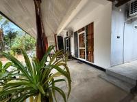 Devon Surf . Inn - Hiriketiya - B&B