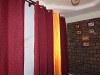 Camera Matrimoniale con Balcone (2 Adulti + 1 Bambino)