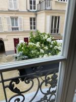 Elegant luxury private apartment by Eiffel Tower - B&B