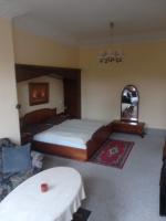 Habitación Triple con vistas al jardín