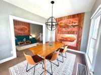 The Airplane Art House - B&B Dayton