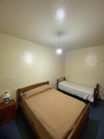 Dreibettzimmer mit eigenem Bad