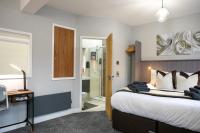 Entire Spacious Duplex Flat - B&B Leicester