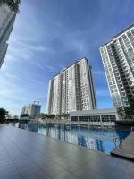 Near MMHE - 3 Bedrooms Homestay Meridin Bayvue Pasir Gudang - B&B