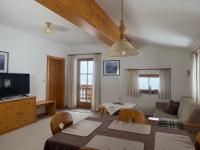 Appartamento con 2 Camere da Letto e con Vista Montagna