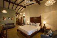 Deluxe Double Room with Balcony and Sea View