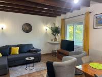 Sur les hauteurs de Labroquère - Chambres d’hôtes