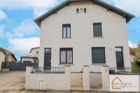 Agréable Maisonnette à Proximité d'Eurexpo - Ferienwohnung Saint-Priest