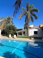 Chambre Lit King-Size - Accessible aux Personnes à Mobilité Réduite