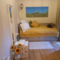 Carvetii - Abbey View, 1st Floor Flat, City Centre - Bed and Breakfast Dunfermline