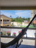 Duplex em Condomínio familiar com 03 quartos à 200m da praia e 500m do Veneza Water Park - B&B