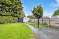 Bluebell House - Sleeps 5 - Garden - Parking - Bed and Breakfast Peterborough