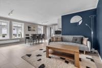 Northstay - The Urban Cityscape, Central & Modern, Sleeps 5 - Bed and Breakfast Tromsø