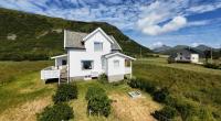 Feriehus ved sjøen, Lofoten - Chambres d’hôtes Leknes