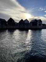 Rorbuleilighet i toppetasjen i Henningsvær - B&B