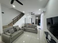 Austin JB Gather Corner Lot 15pax,Tebrau, Ikea - B&B Johor Bahru