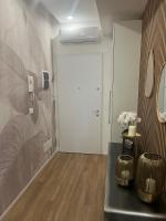 800 mt from the sea, 2Room Apartment, AC and WiFi - B&B Loano