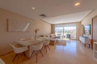 Coastal Vibe 2BR Mangroovy Gouna with Rooftop Cinema, BBQ, Pool & Beach Access - B&B Hurghada