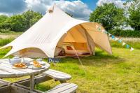 Daisy at Blancas Bell Tents - Bed and Breakfast Ringstead