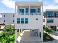 Key Largo Oceanfront Oasis with Pool and Hot Tub - B&B Key Largo