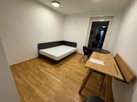 Apartment Innsbrucker Platz 2 - Bed and Breakfast Berlijn
