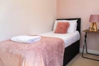 Newly Renovated Sanctuary For 4 In Charlotte House - Chambres d’hôtes
