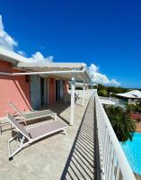 Charmant T3 en haut de villa, vue panoramique sur la mer - B&B Le Gosier