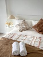 3BR Penthouse in CBD wParking - B&B Sydney