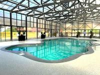 A Time to Remember - HotTub, Pool Table, Pool, Dollywood - B&B