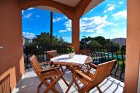 Apartment mit 2 Schlafzimmern und Balkon