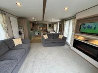 The Retreat 6 - Hot tub Mini Lodge, WiFi, pet friendly, bed linen - Golden Palm Resort - Meadow Lakes Caravan & Lodge Hire - Chambres d'hôtes Chapel Saint Leonards