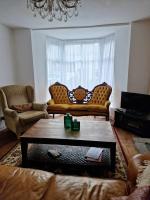 Large Victorian Townhouse - B&B Buxton