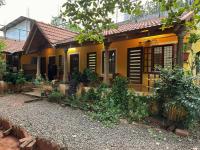 Aroni homestays - B&B