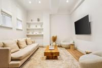 Luxury 2-Bed Apartment Steps from Oxford Street - B&B