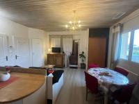 Ravissant T2, Cl 3 étoiles, 3 pers et 1 enf , 3 lits, parking et patio - Chambres d'hôtes Saint-Sever
