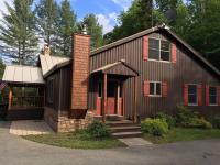 Adirondack Luxury Getaway - Bed and Breakfast Eagle Bay