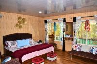 King Studio with Sofa Bed