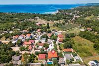 House for 8 people very close to the beach - B&B