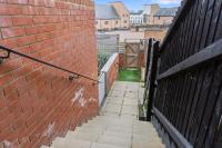 Exquisite 7 Bedroom 5 Bathroom House - Over 1900 sqft - Close to City Centre with Free Parking, Fast W-Fi and SmartTVs by Yoko Property - B&B Northampton