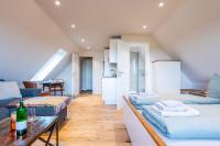 One-Bedroom Apartment with View