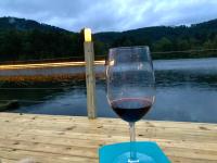 Falling Waters Lodge Lake Front Home & Wedding Venue - B&B Ellijay