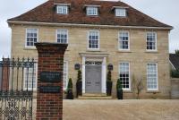 B&B Milton Keynes - Montpellier House - Bed and Breakfast Milton Keynes