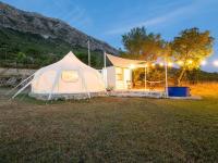 Glamping Mountain Paredise, Old Town Bar 6km, WiFi - Bed and Breakfast Bar