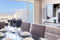 Seaview Flat 6 in Mellieha, central, nearby Beaches - Chambres d'hôtes Mellieha