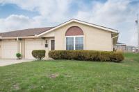 Lovely Eclectic Duplex - Peaceful Neighborhood - Bed and Breakfast Trotwood