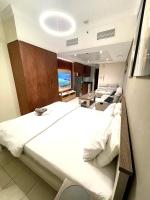 Ultimate luxury Apt in JLT - B&B